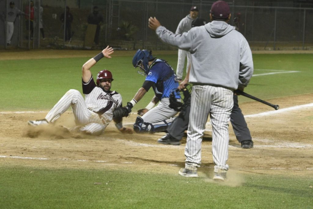 Industriales De Otay Vence A Delfines De La Paz Tj Sports