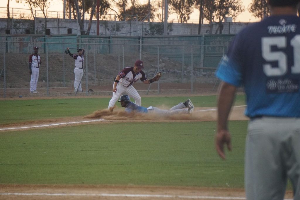 Industriales de Otay cerró con triunfo ante Delfines de La Paz TJ Sports