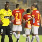 Se viste Lino Rivera con los colores de Toros de Tijuana