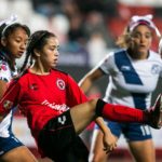 Cruz Azul se impuso a Pumas y recuperó la cima