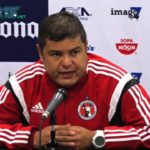 Entrevista con Eduardo Ortega; La voz oficial de Padres de San Diego – TJ Sports