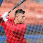 Ultras del PSG dan la bienvenida a extranjeros