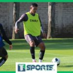 ¡NO PIERDE EL TOQUE! Así se DIVIERTE Ricardo “Tuca” Ferretti en los entrenamientos del FC Juárez