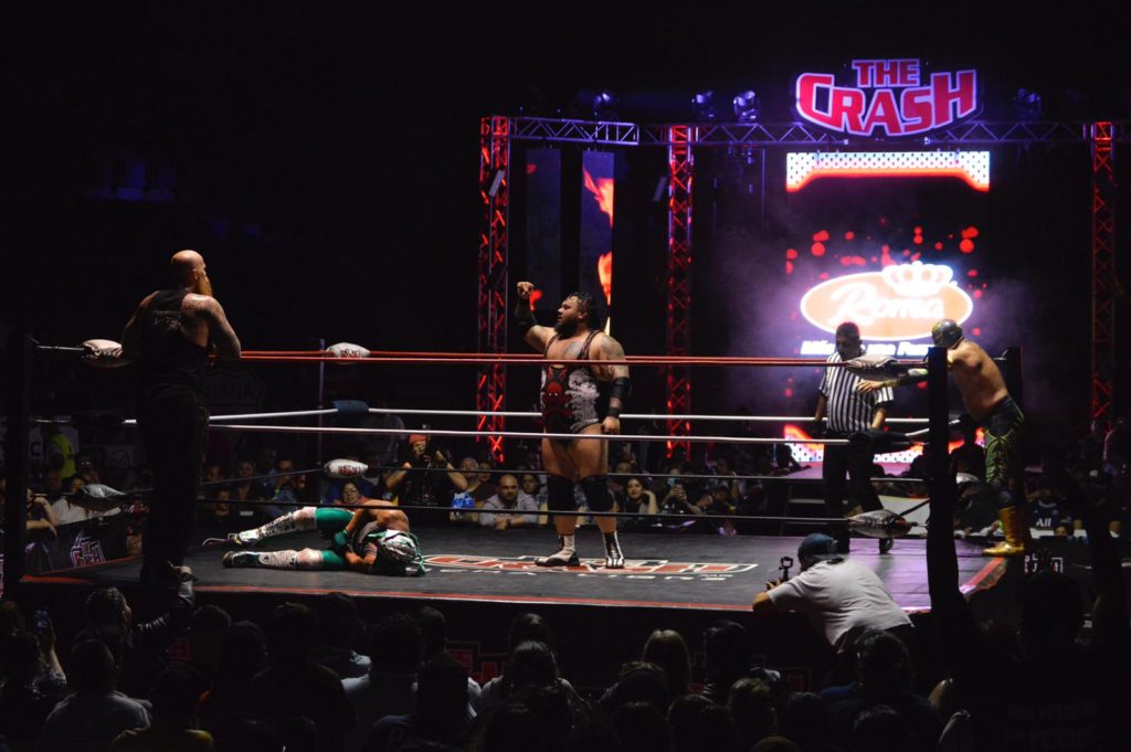 Ex WWE se presentaron en The Crash Lucha Libre