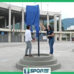 Artista chino RECREA el RETRATO de Lionel Messi y Pelé usando solo un MARTILLO