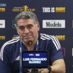 ¡Se RINDE ante ‘El Rebaño Sagrado’! Los ELOGIOS de Nicolás Larcamón para Chivas