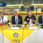 Iker Casillas, Fernando Morientes, y Luis García JUEGAN tenis de mesa contra campeones olímpicos