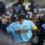 Toros no se detiene y firma a Drew Mendoza