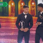Aitana Bonmatí, Salma Paralluelo e Ivana Andrés RECIBEN el PREMIO de la Selección al mejor equipo