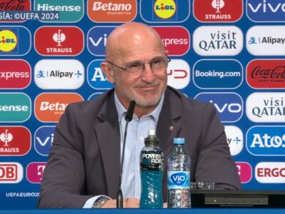Luis de la Fuente: "Estamos CONVIRTIENDO a la Selección Española en un equipo con MUCHOS REGISTROS"