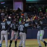 México venció 9-1 a Cuba, en juego de preparación para el Premier 12
