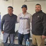 José Verdugo y Aaron Castro firman con los Padres de San Diego