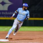 Bullpen desperdicia gran salida de King y Padres caen apaleados